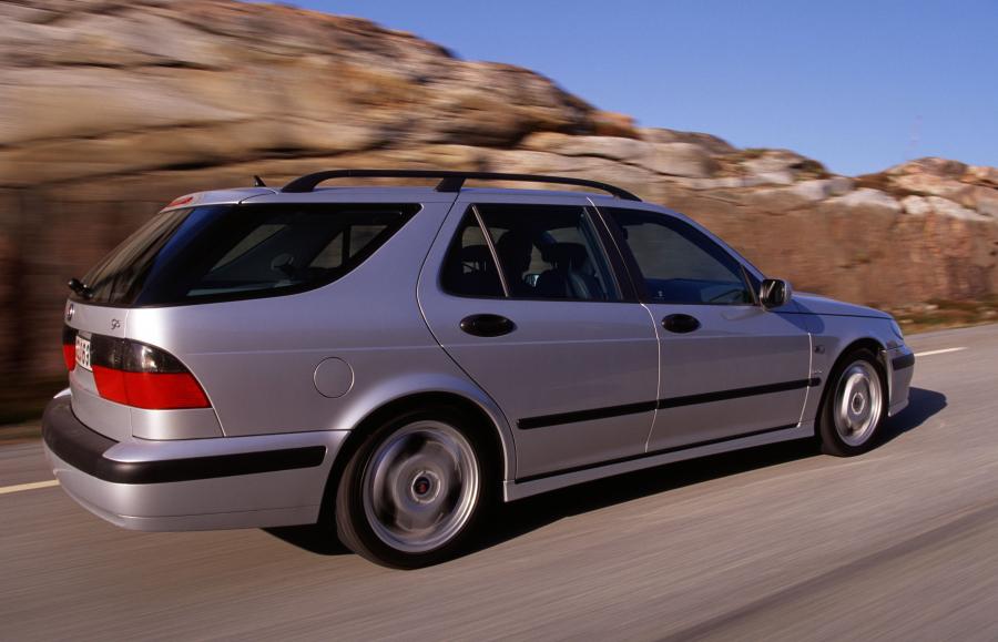  Saab 9-5 Aero Wagon 1999 года  (фото 14 из 33)